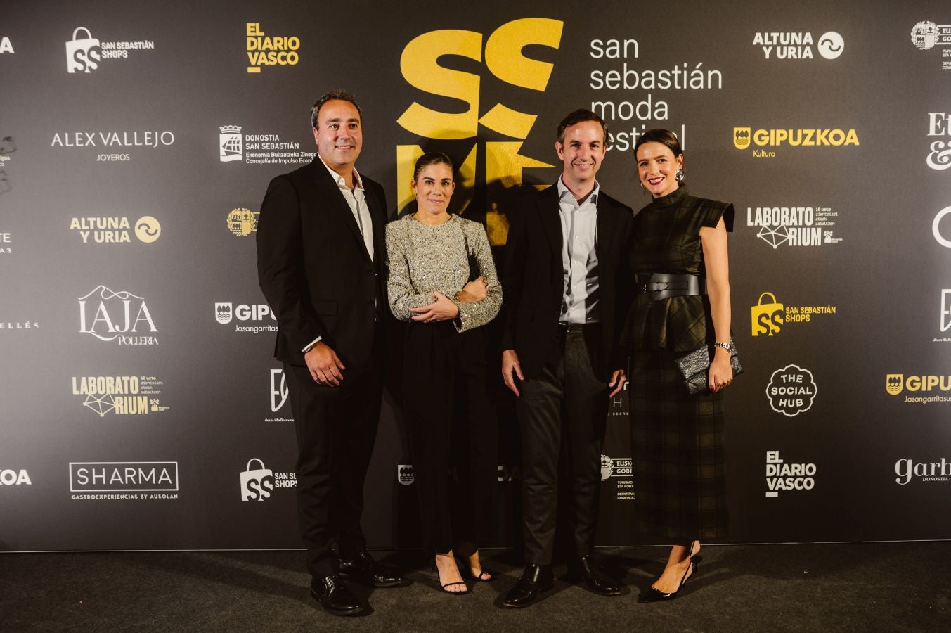 Photocall del desfile de Ailanto