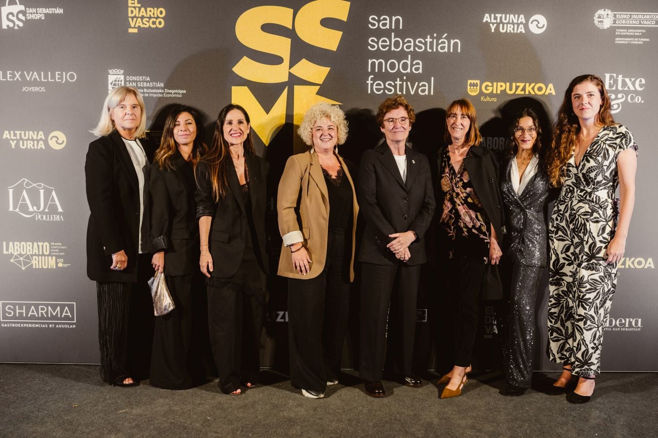 Photocall del desfile de CLARO Couture