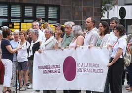 Imagen de una concentración anterior llevada a cabo en Martxoak 8 plaza.