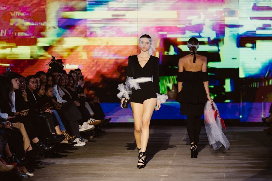 Martha Prada presenta su firma de bolsos Parenzo