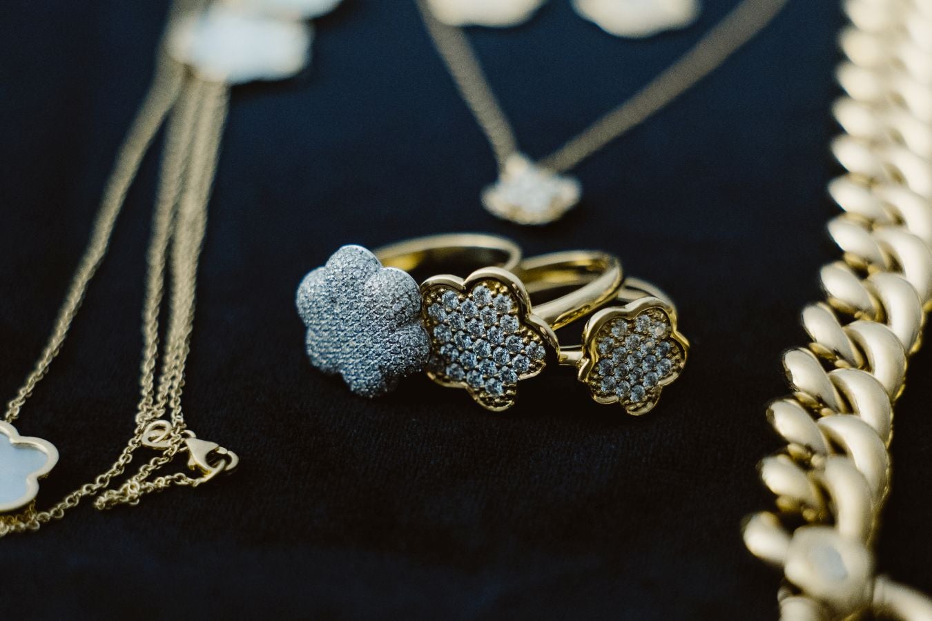 Alex Vallejo Joyeros presenta su nueva colección en San Telmo