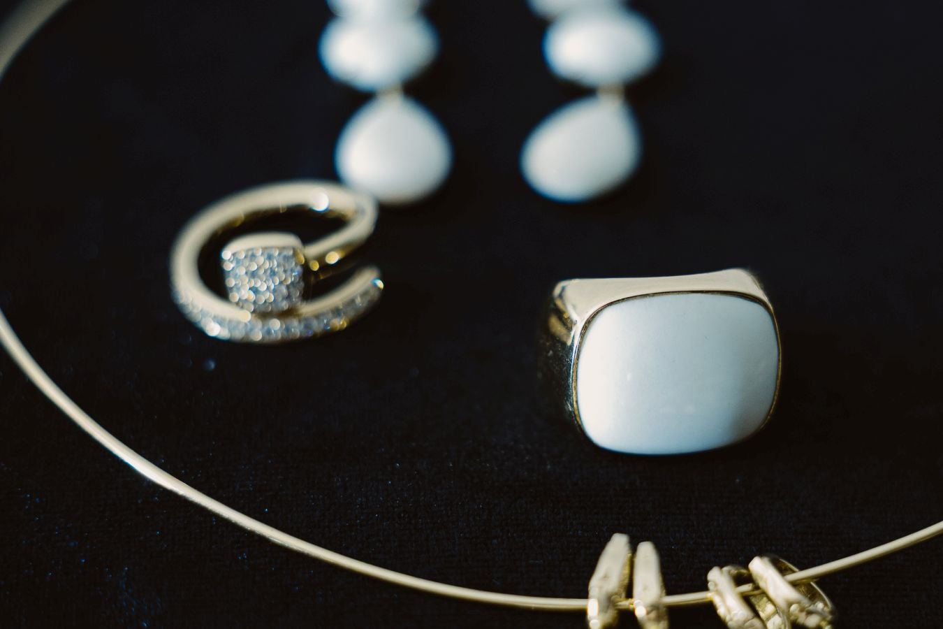 Alex Vallejo Joyeros presenta su nueva colección en San Telmo