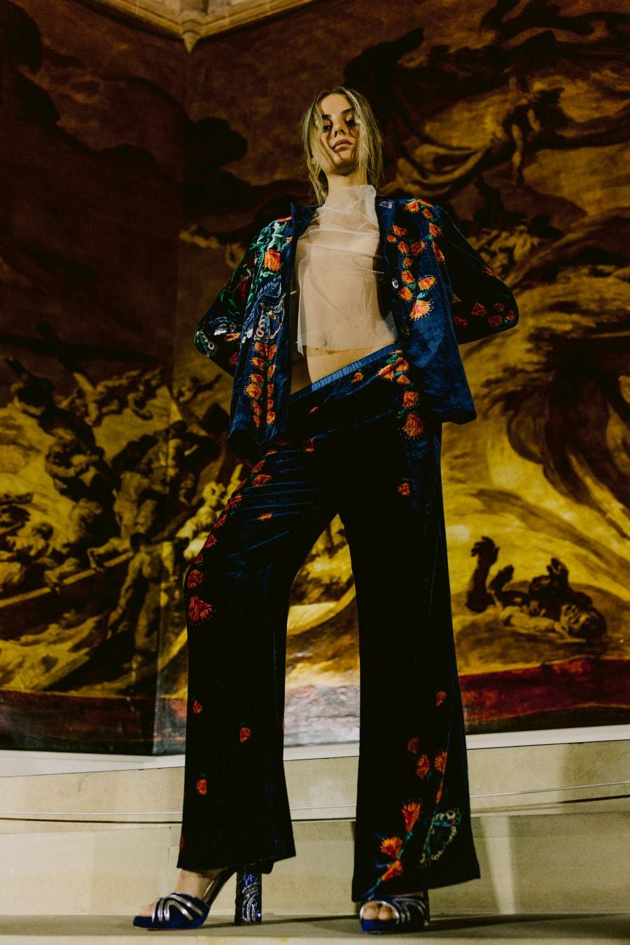 Desfile de Noventa Grados en SSMF