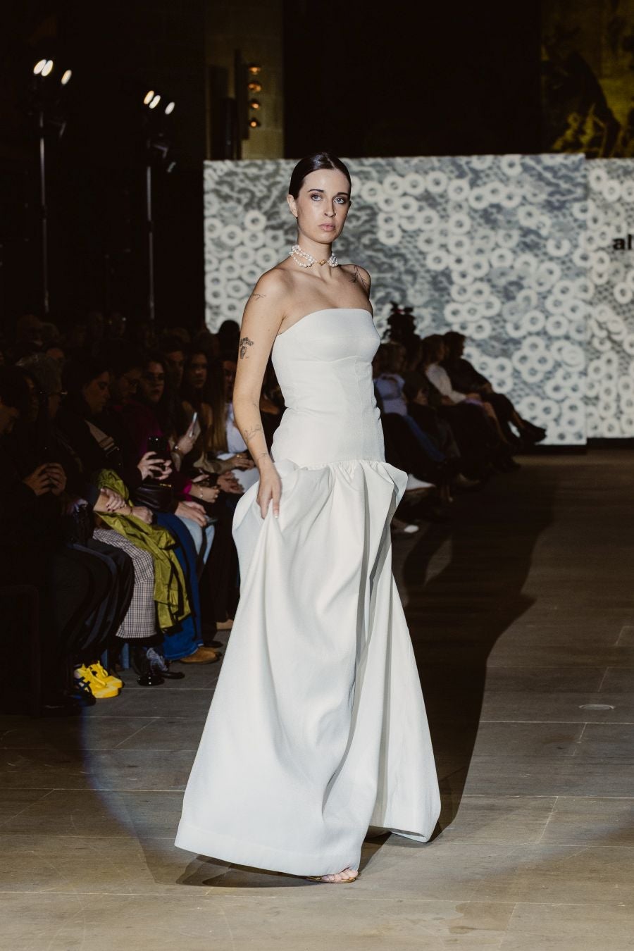 Alicia Rueda luce sus vestidos en San Telmo