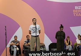 Aitor Bizkarra, Zeanurin jokatu zen saioan.