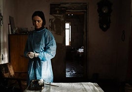 La actriz Ia Sukhitashvili interpreta a Nina en la película.