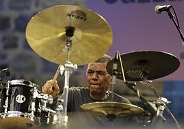 Jack DeJohnette, durante su actuación en la Plaza de la Trinidad en 2016.