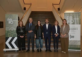 María Jesús San José, Consejera de Justicia y Recursos Humanos del Gobierno Vasco, Iñaki Subijana, presidente del TSJPV, Bakartxo Tejería, presidenta del Parlamento Vasco, Iñigo Martín, Director General de El Diario Vasco, Carmen Adán, la fiscal superior, y Arantxa Aldaz, jefa de información de El Diario Vasco