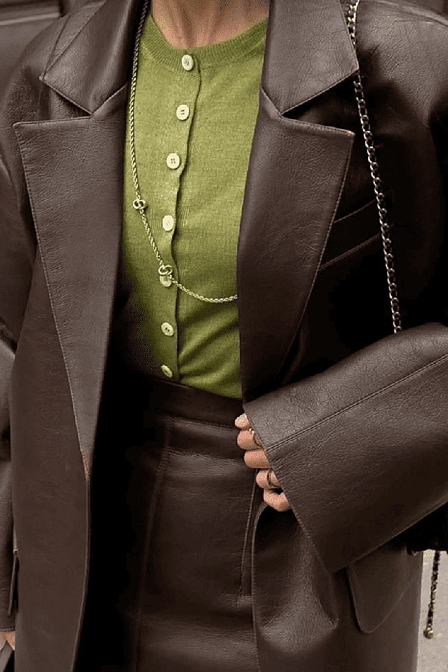 Marrón y verde oliva