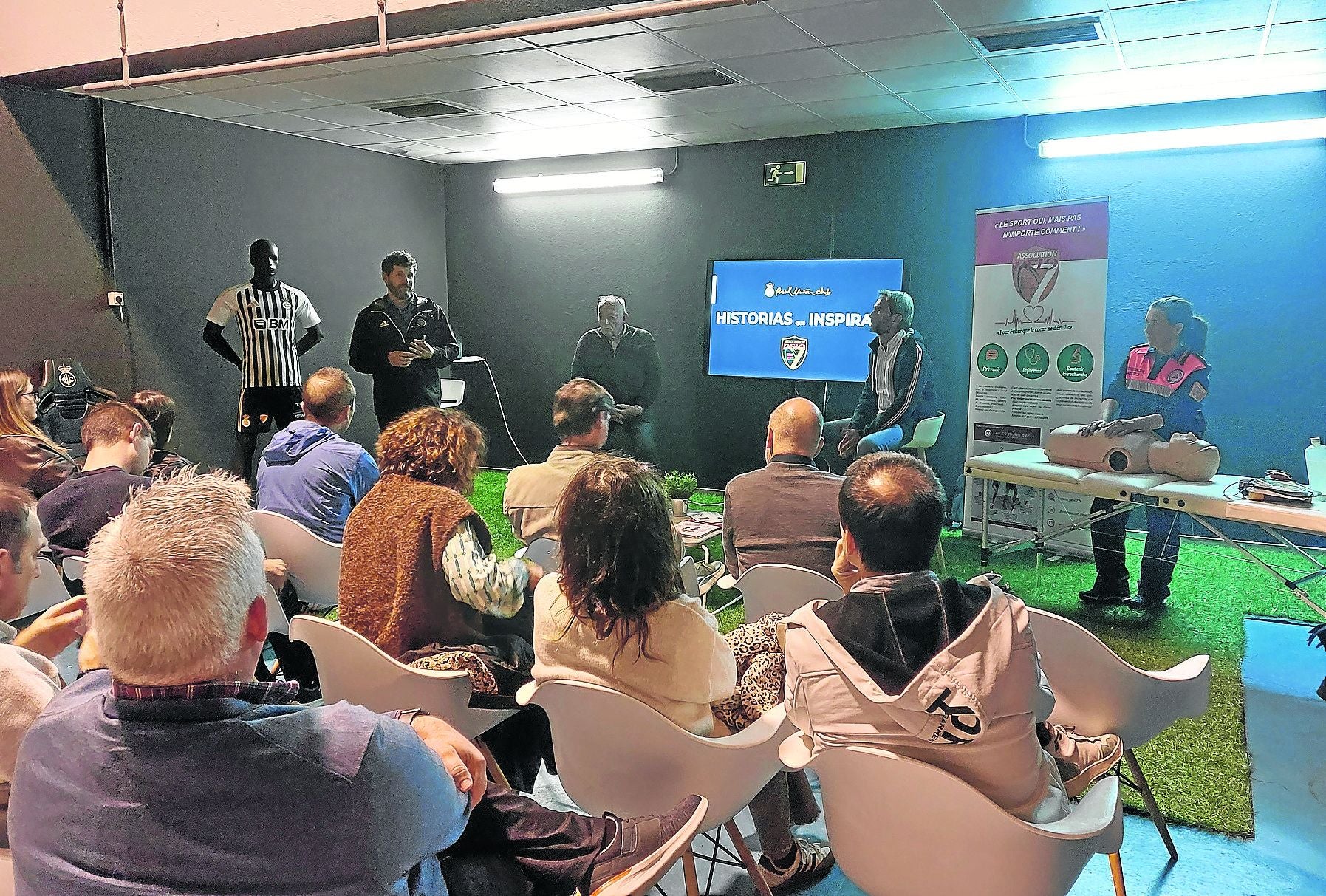 Uno de los desfibriladores de Gal.