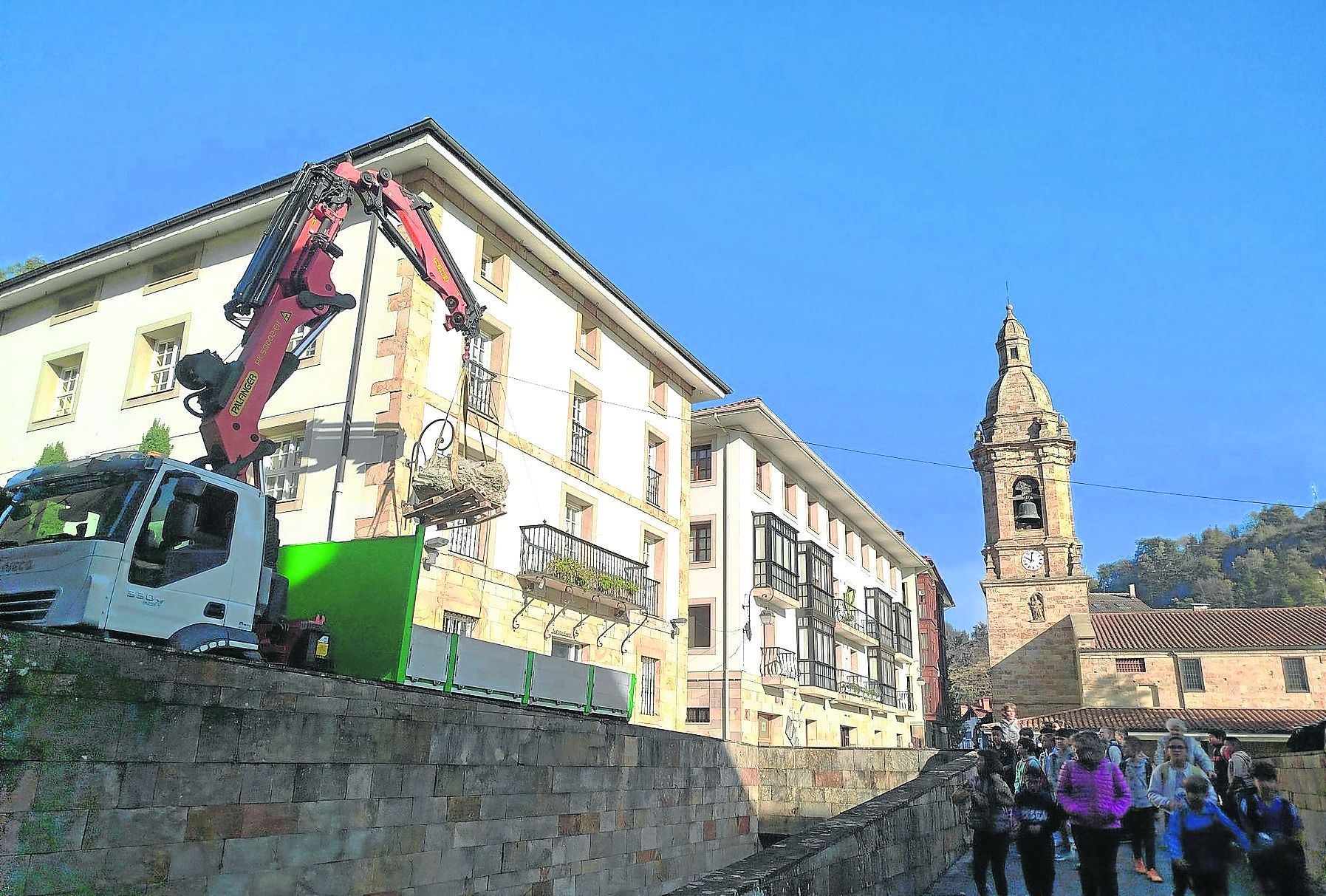 qCinefórum realizado el miércoles en Labeaga de la mano de Butak21 con Eudald Carbonell y Alfonso Par.