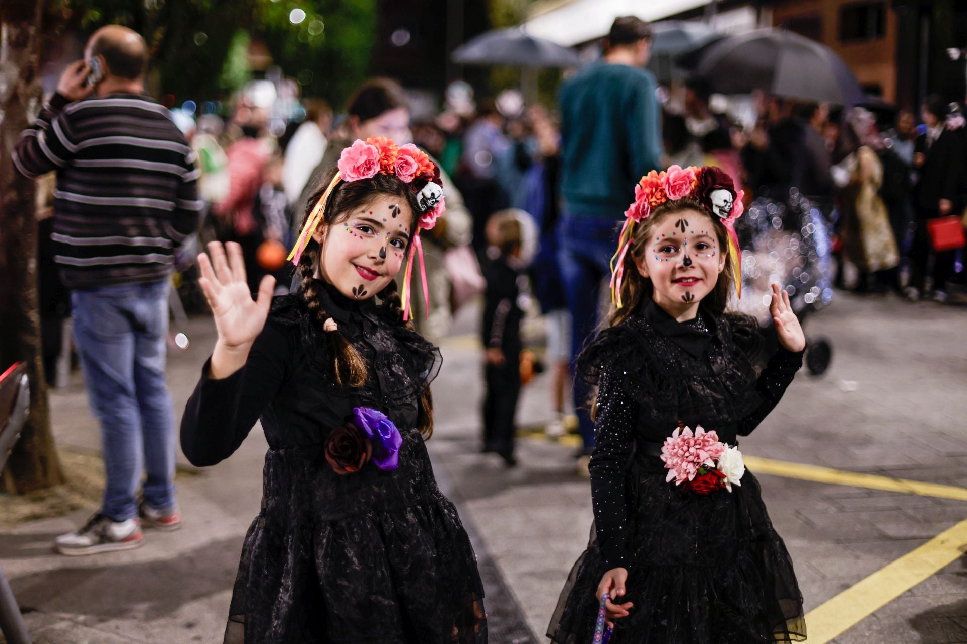 Gau Beltzaren izpiritua berreskuratu dute Irunen