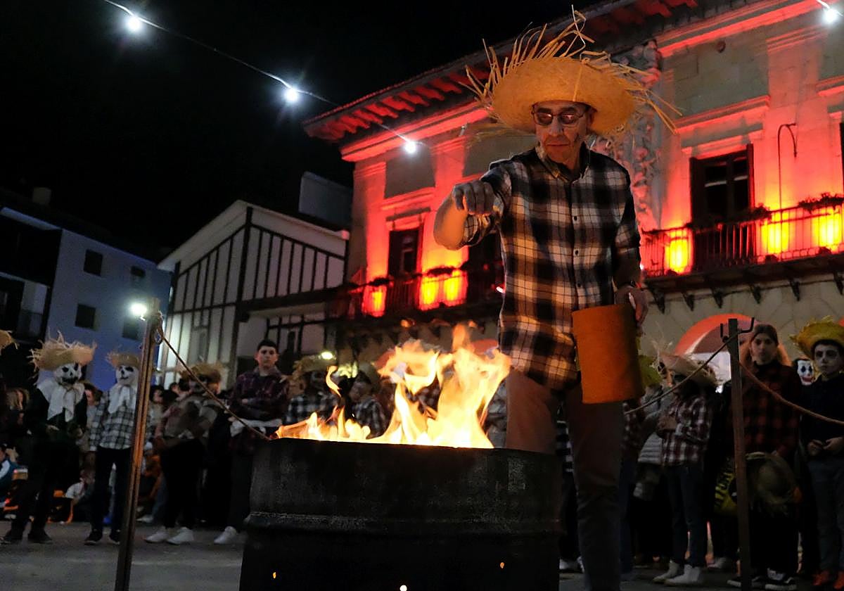 200 personas toman las calles de Urnieta