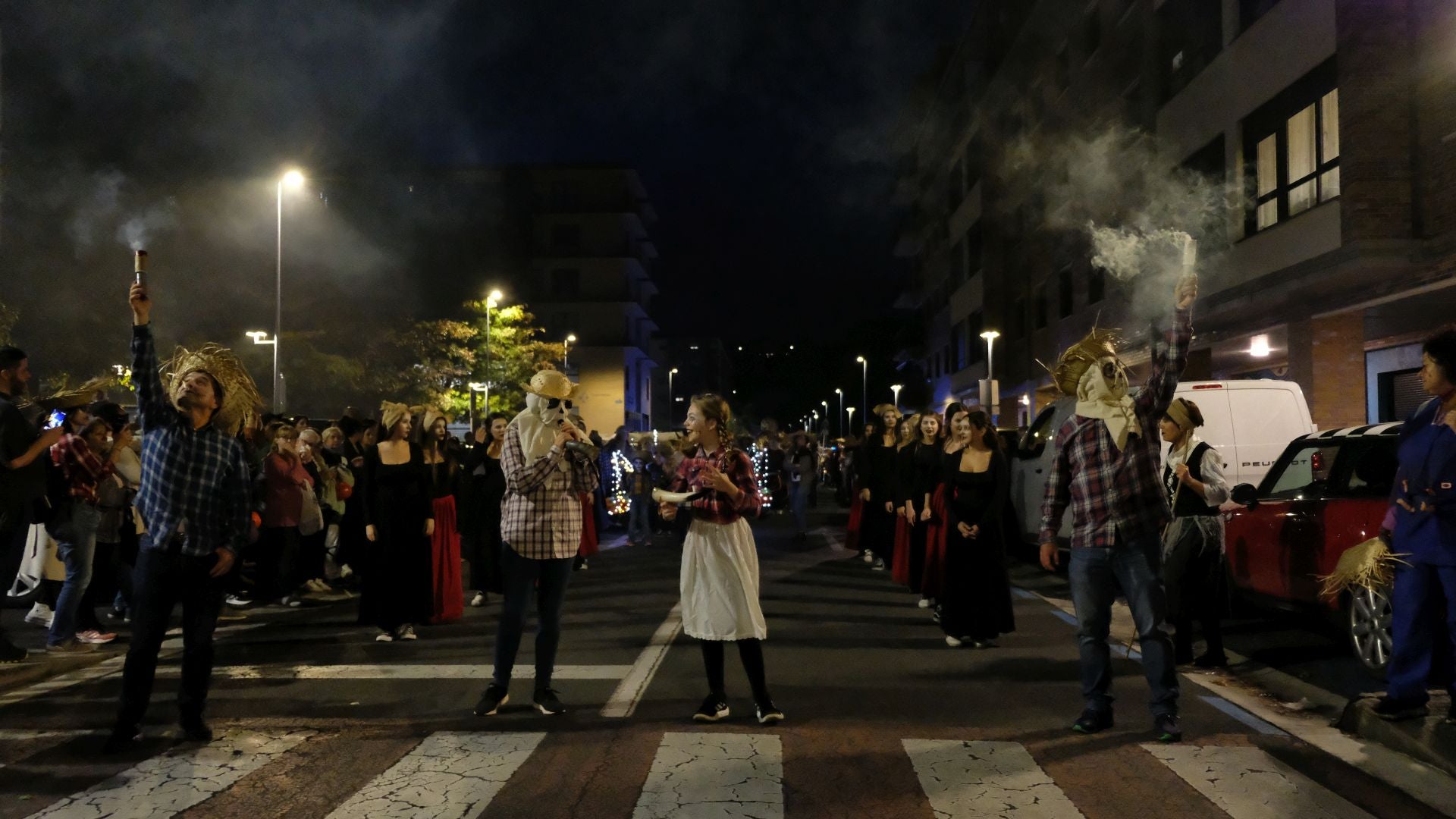 200 personas toman las calles de Urnieta