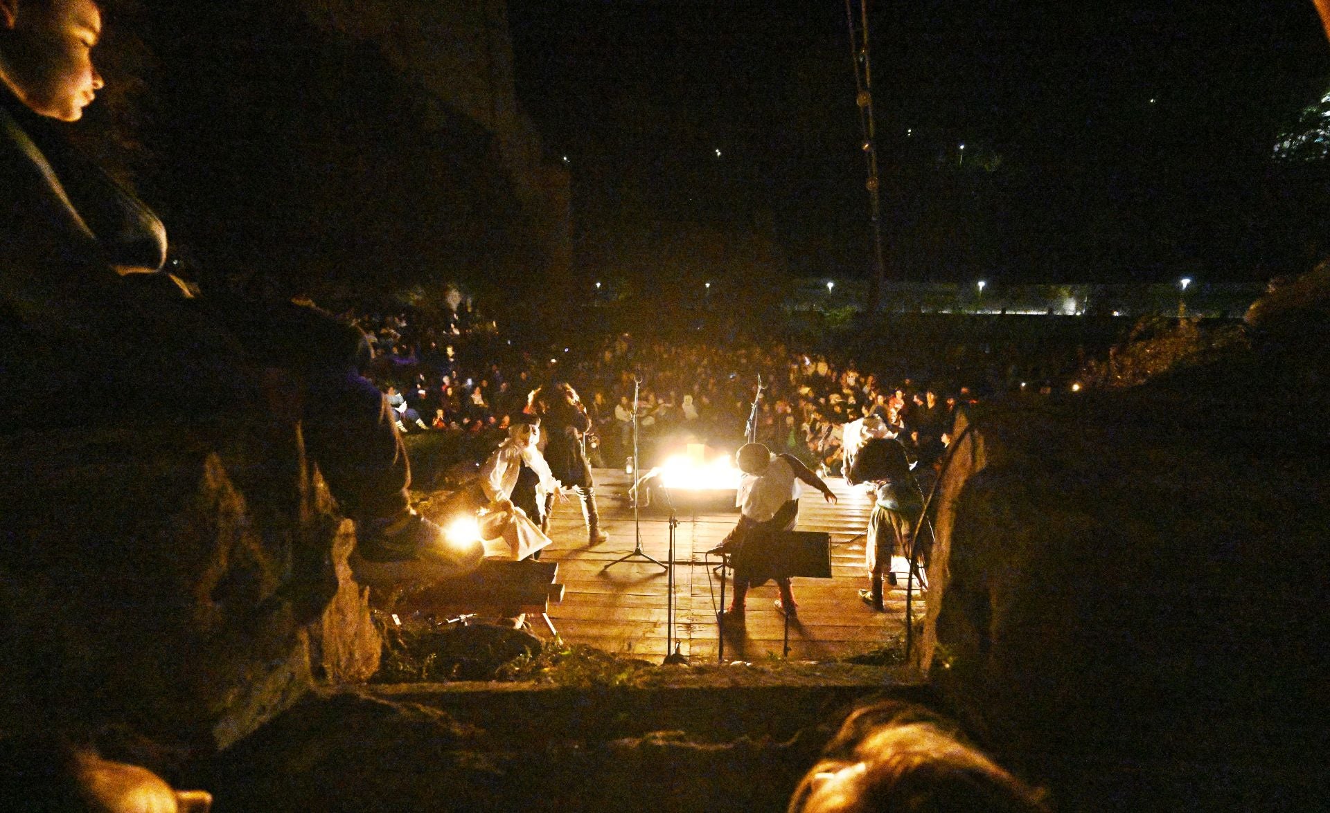 Makilak, kandelak eta mozorroak Tolosan