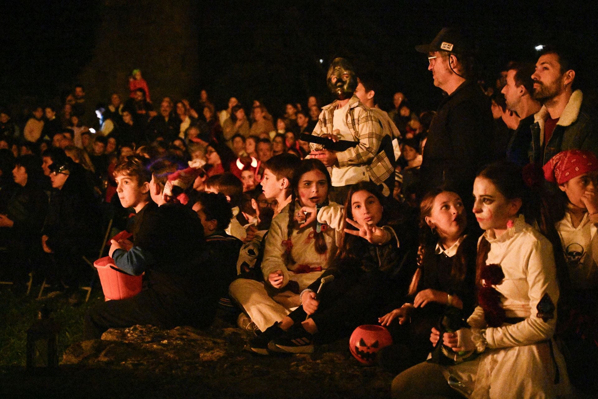 Makilak, kandelak eta mozorroak Tolosan