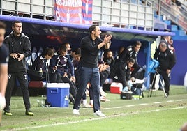 San José se aferra al estilo del Eibar de cara la visita a Almería, marcada por las lesiones de última hora de Adu Ares y Nolaskoain.