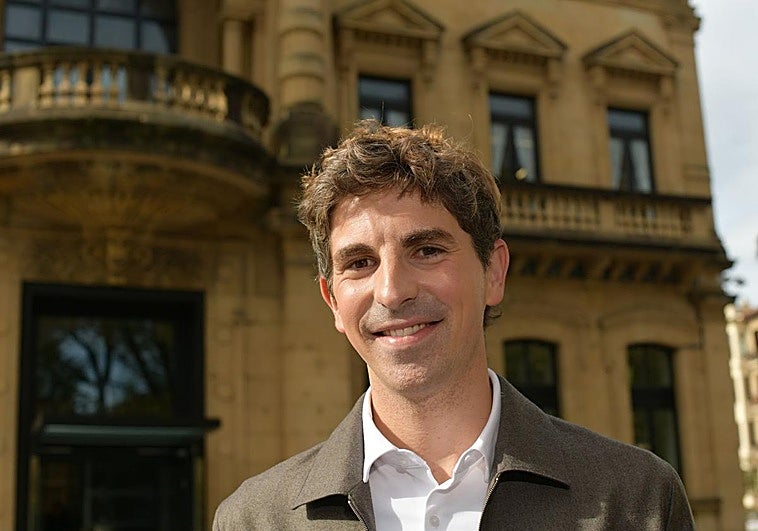 Jon Insausti: «¿Leire o Amaia? Yo soy de la Oreja de Van Gogh de Xabi»