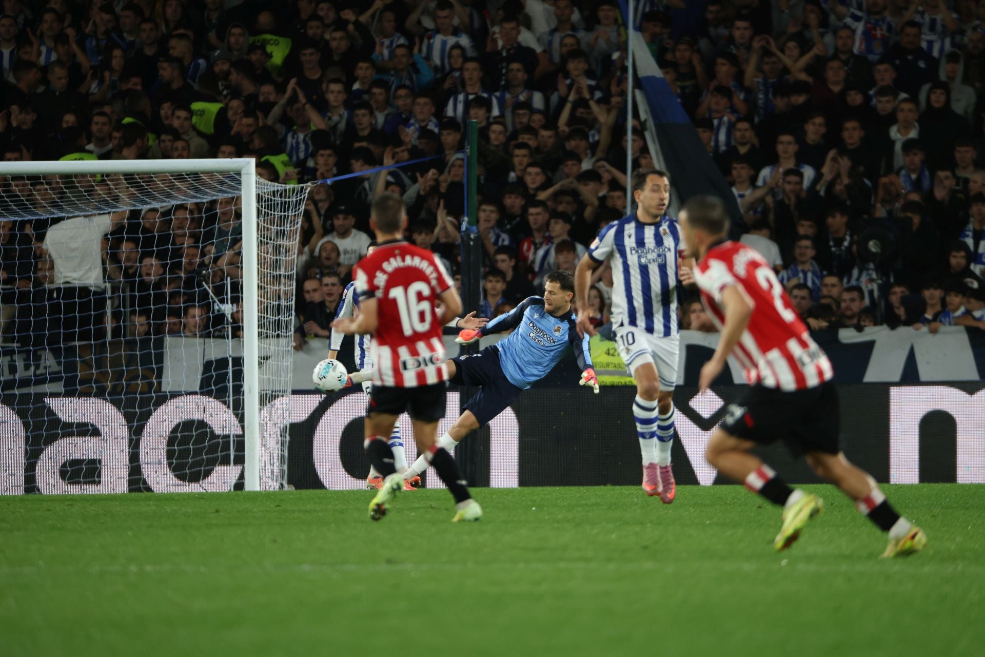 Las mejores imágenes del derbi de Anoeta