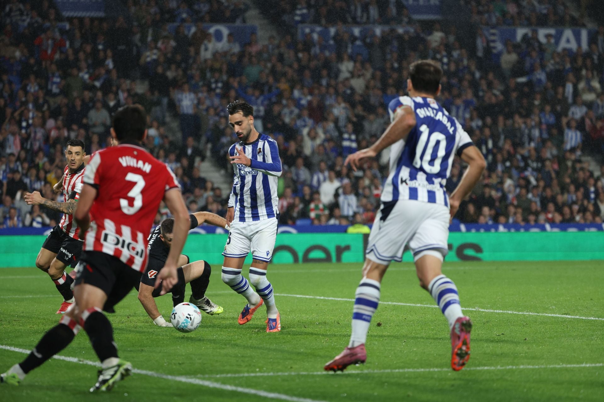 Las mejores imágenes del derbi de Anoeta