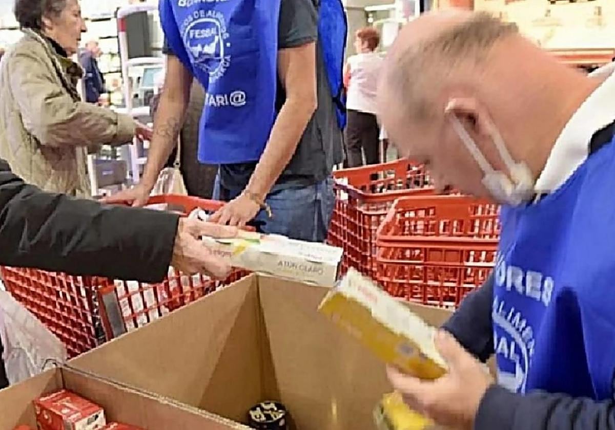 La recogida de alimentos será el próximo viernes y sábado.