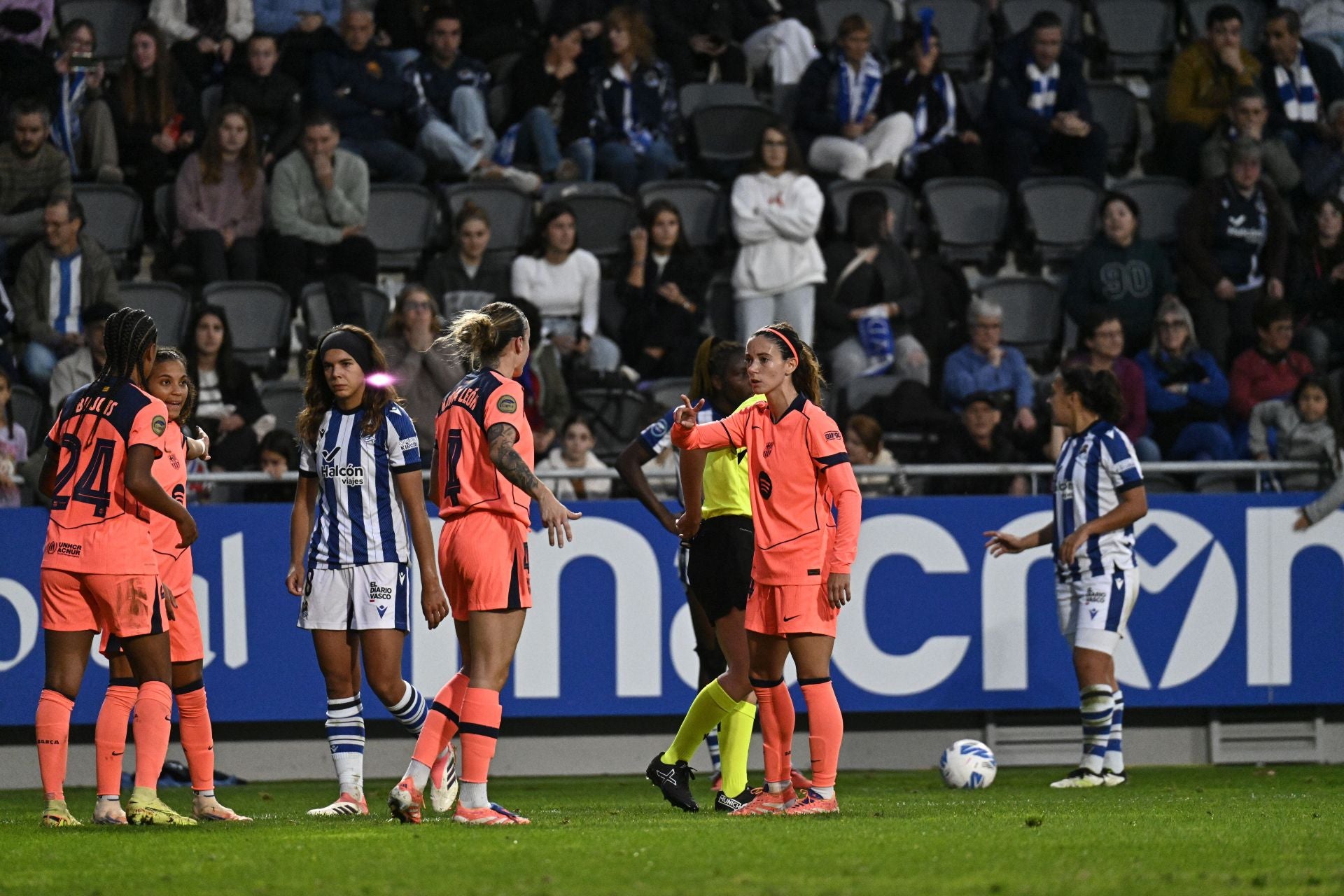 Las mejores imágenes del Real Sociedad - Barcelona