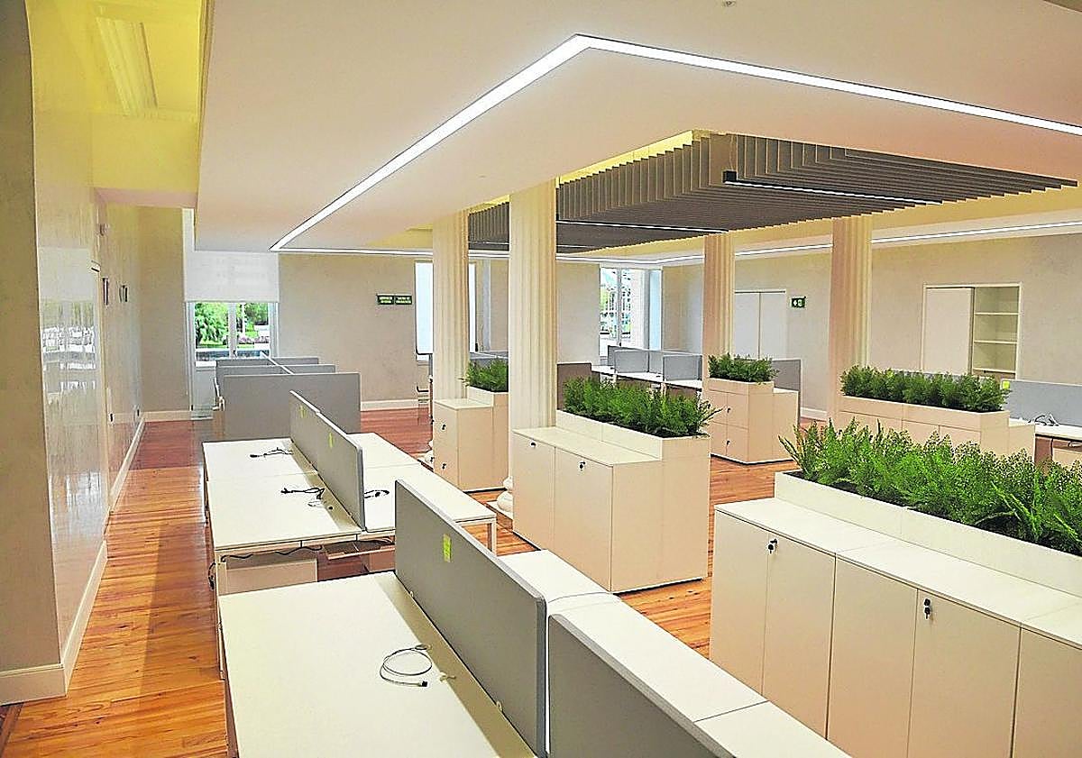 Imagen principal - La oficina central de Udalinfo en el lateral del Ayuntamiento abrirá al público el miércoles 12