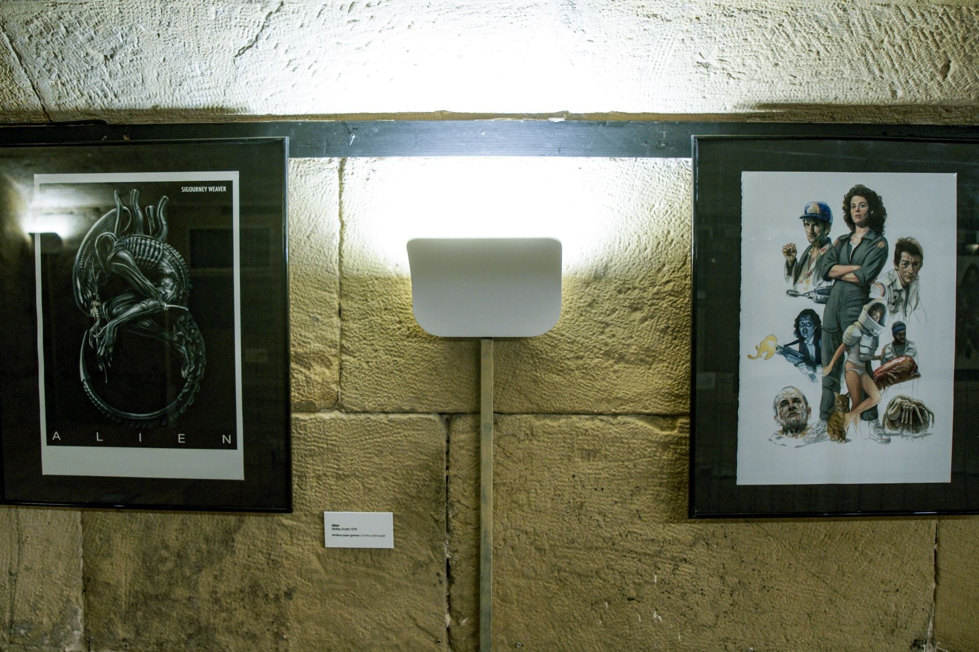 Así es la reinterpretación de Fernando Vicente de los carteles de 25 icónicas películas del género