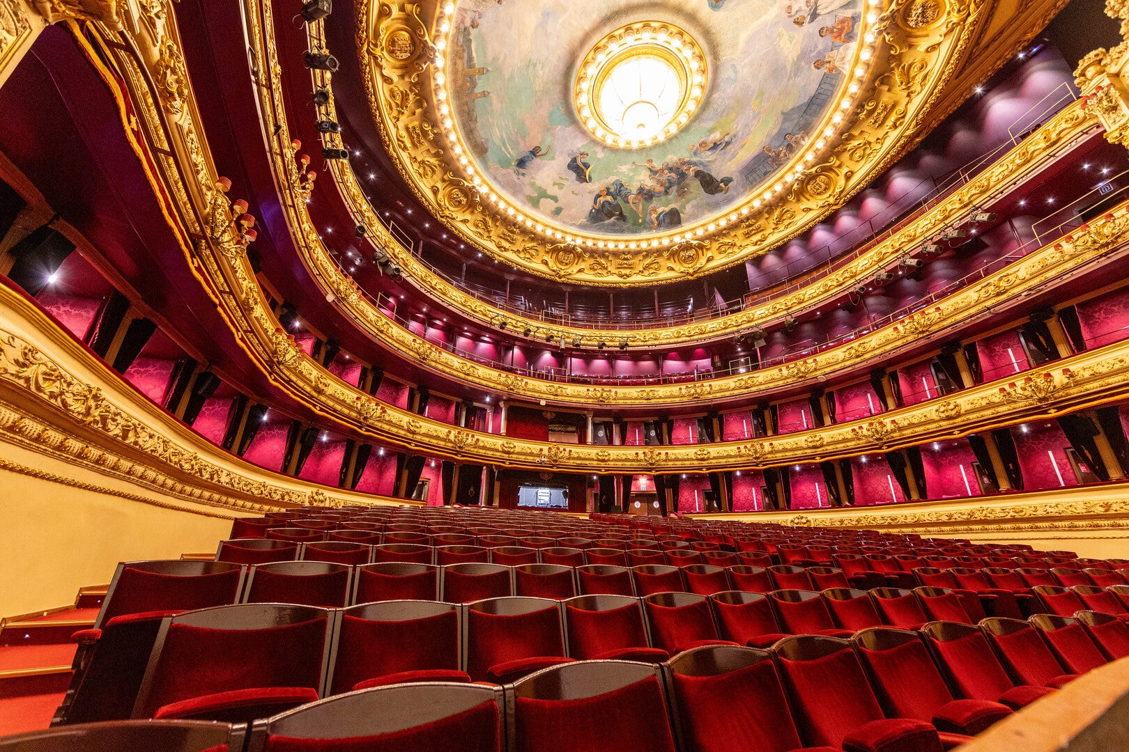 as-es-el-interior-del-teatro-victoria-eugenia-el-diario-vasco