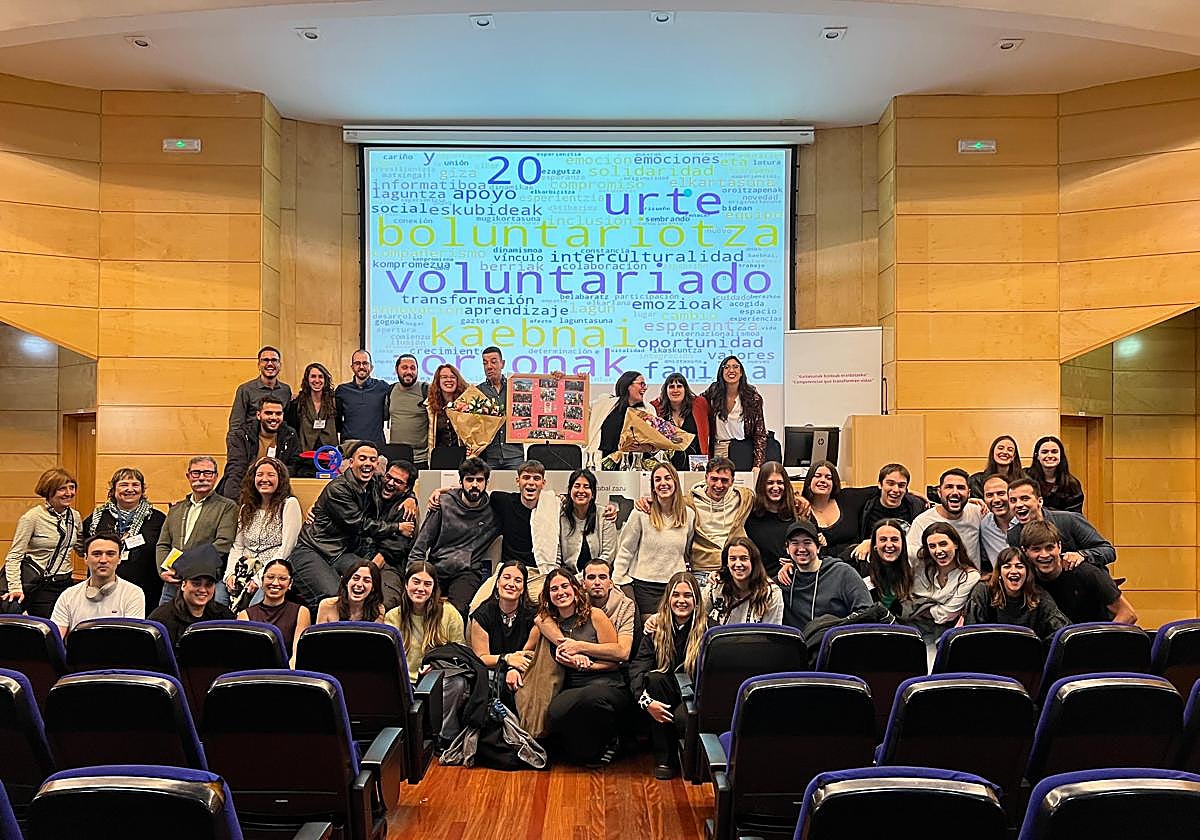 Integrantes de Kaebnai en el 20 aniversario