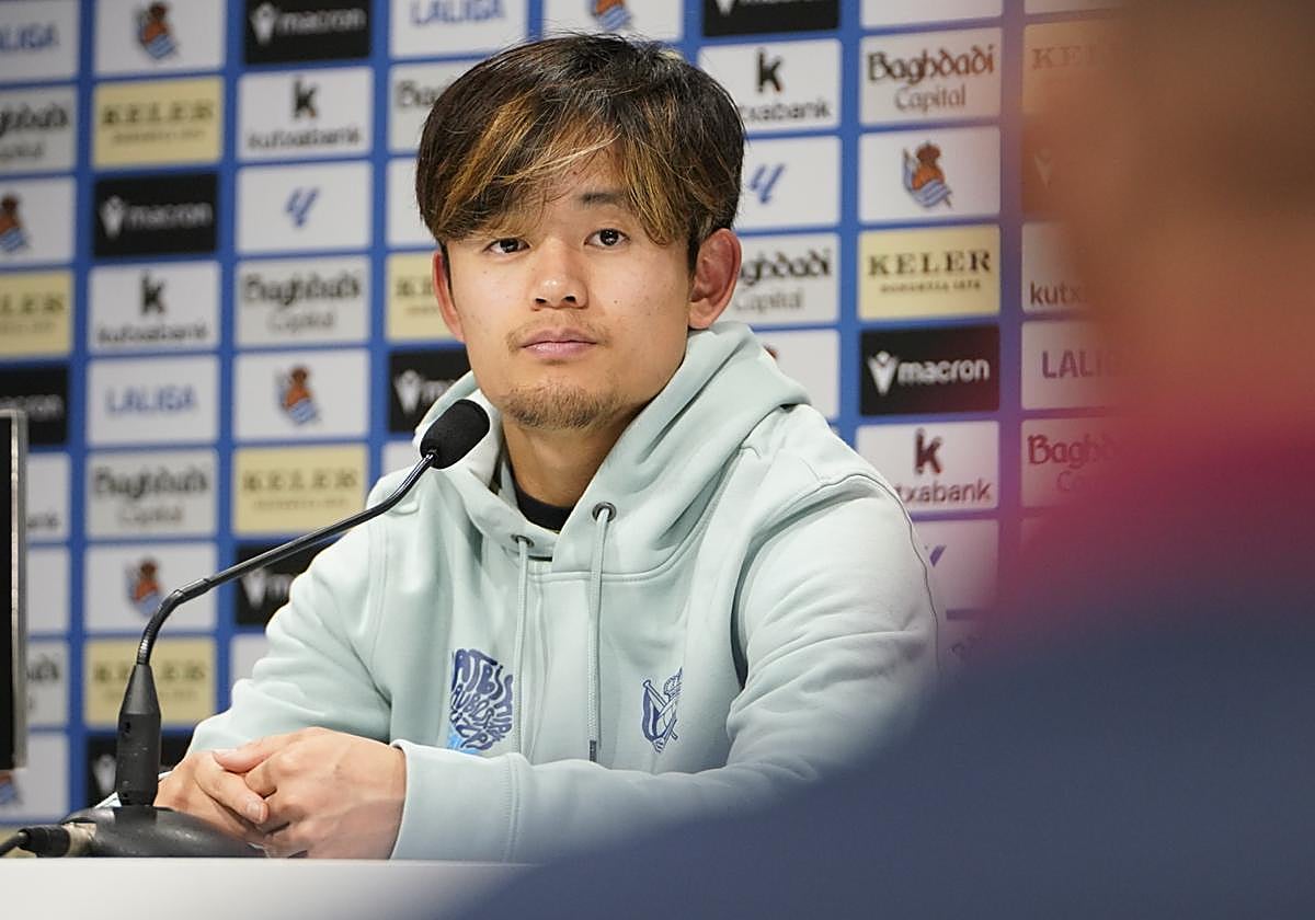 Kubo en la rueda de prensa en Zubieta