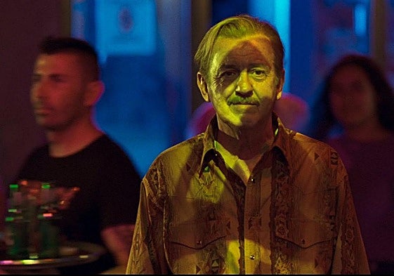 Jose Ramon Soroiz, en una escena de 'Maspalomas'.