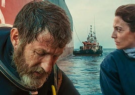 Antonio de la Torre y Bárbara Lennie, en 'Los tigres'.