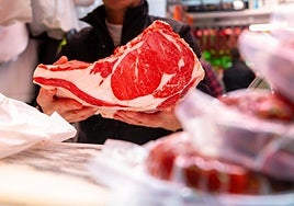 Gana el Euromillones y le compra una carnicería a su vecino «porque quería que abrieran una en su pueblo»