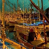 El mercadillo navideño flotante, ideal para visitar este invierno