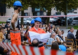 'Eraitsi S.L', Goitibera taldearen kale antzerkiko irudia.