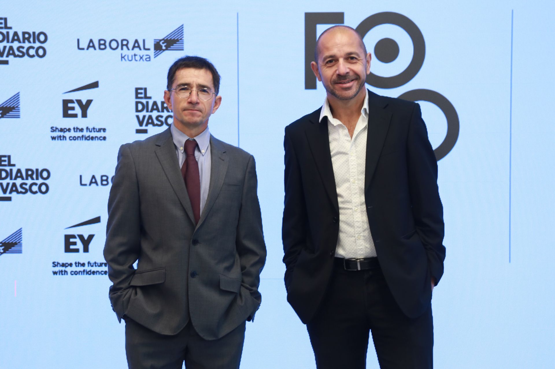 Iker Solozabal (director Comercial de Empresas de Laboral Kutxa) junto a Juanma Pecharroman (Desarrollo de Negocio de Laboral Kutxa).