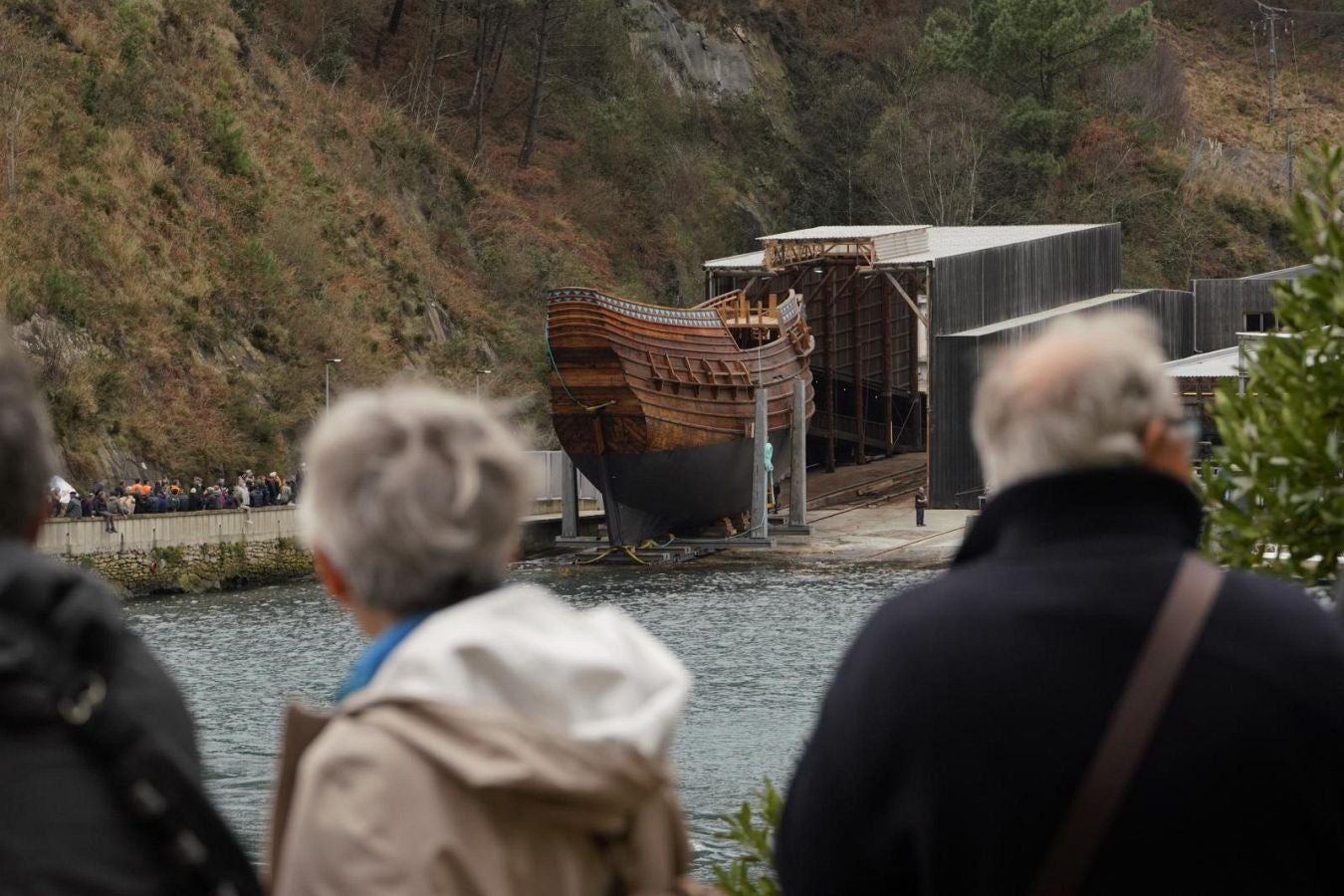 Máxima expectación ante la botadura de la nao San Juan