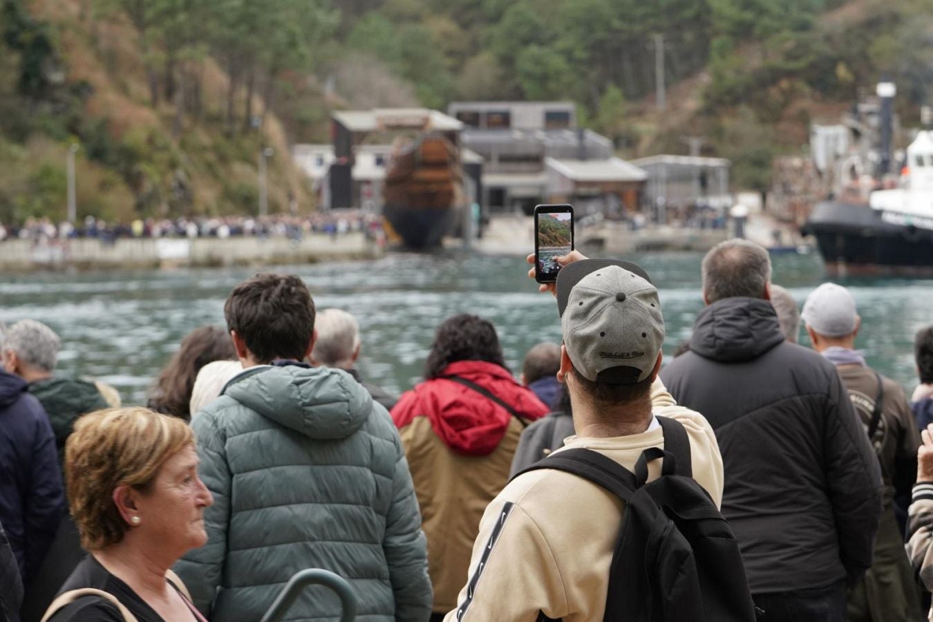 Máxima expectación ante la botadura de la nao San Juan