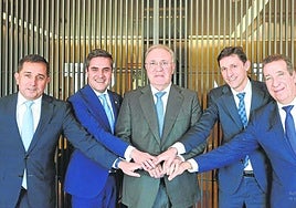 Xabier Sagredo, Mikel Jauregi, José Antonio Jainaga, Noël d'Anjou y Jon Urresti, tras el preacuerdo de febrero con el accionista principal de Talgo.