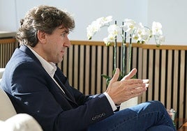 Eneko Andueza, en un momento de la entrevista.