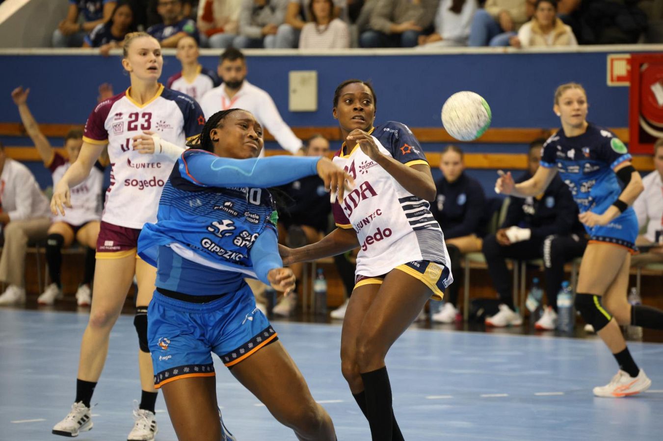 Super Amara Bera Bera 22-19 Dijon