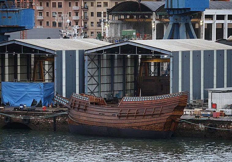 La nao San Juan, atracada ayer en los Astilleros Zamakona de Pasaia.