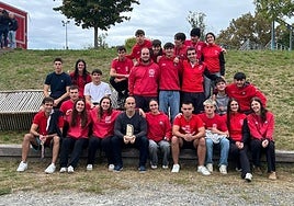 Equipo de Santiagotarrak-ZAISA que participó en el Campeonato de Euskadi celebrado en Pau.