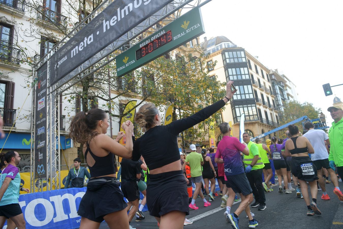 Las imágenes de la llegada a meta en el Boulevard de San Sebastián