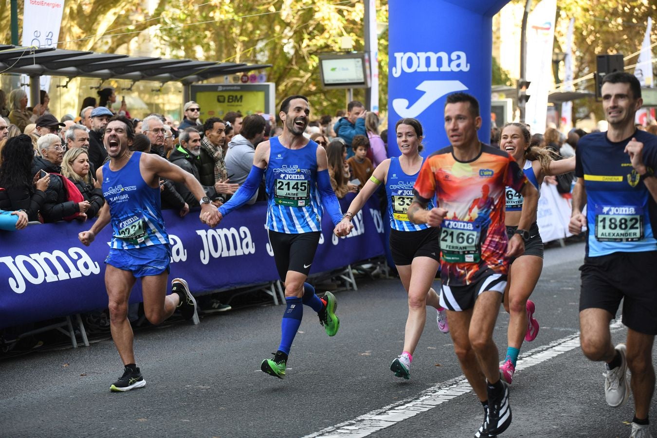Las imágenes de la llegada a meta en el Boulevard de San Sebastián