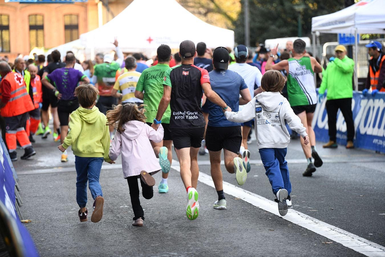 Las imágenes de la llegada a meta en el Boulevard de San Sebastián