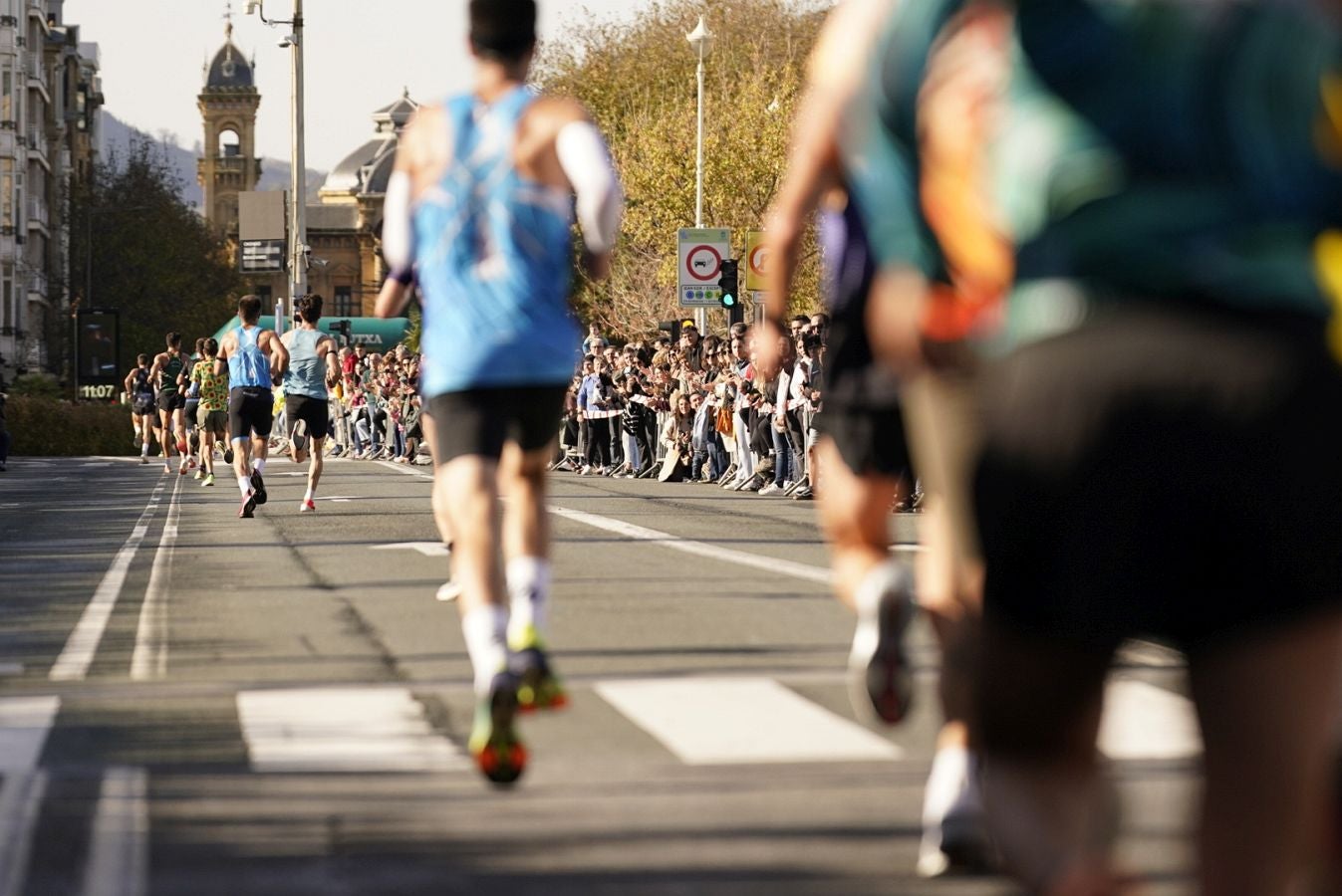 La Behobia - San Sebastián, a su paso por el Kursaal donostiarra