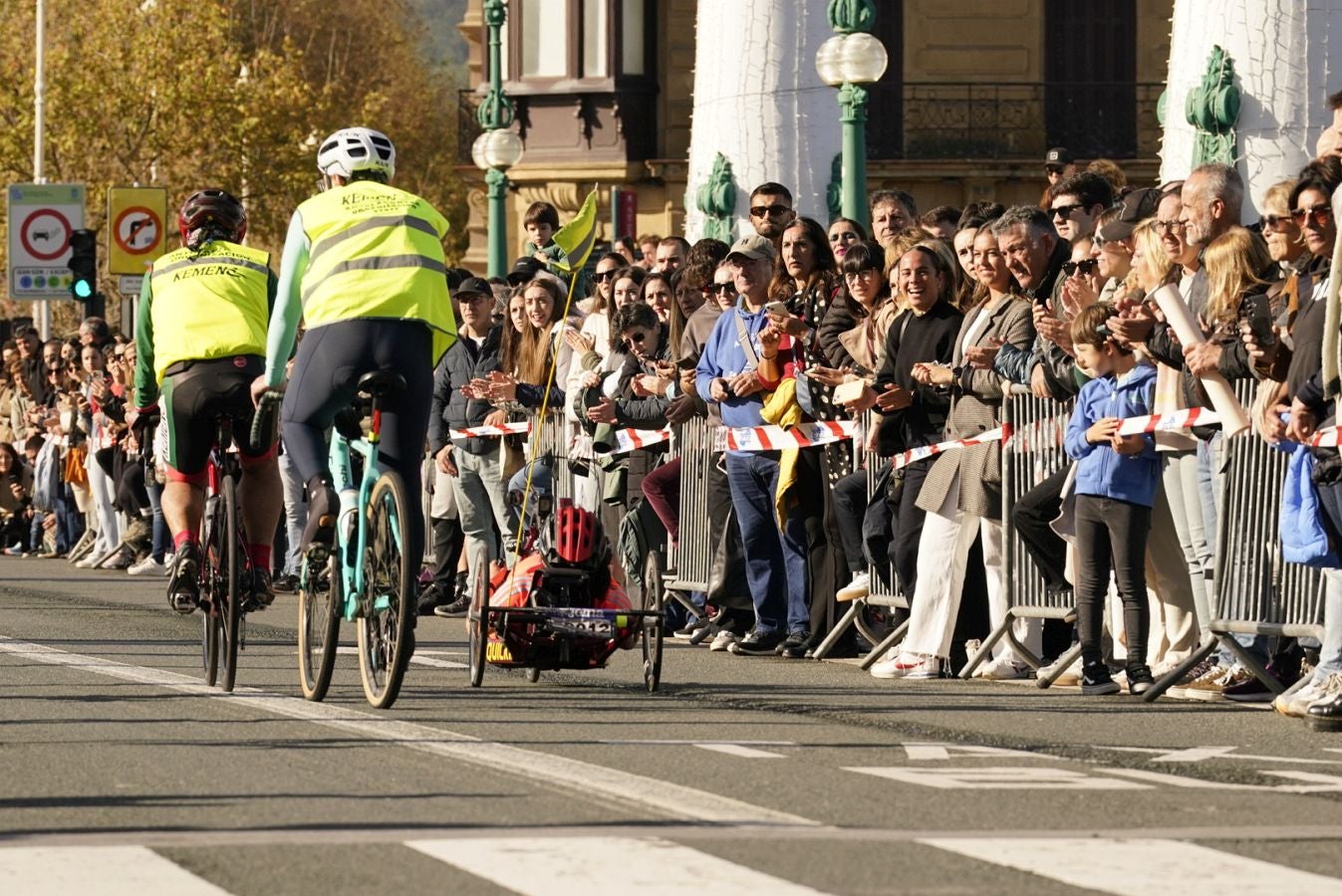 La Behobia - San Sebastián, a su paso por el Kursaal donostiarra