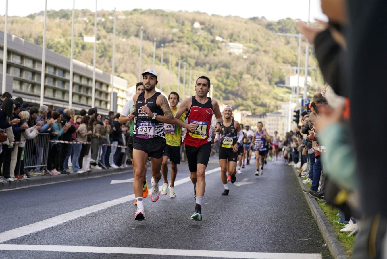 La Behobia - San Sebastián, a su paso por el Kursaal donostiarra